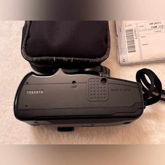 Vtg Olympus Infinity Zoom 210 Point and Shot Black Camera & Access.(not tested) - Picture 7 of 16